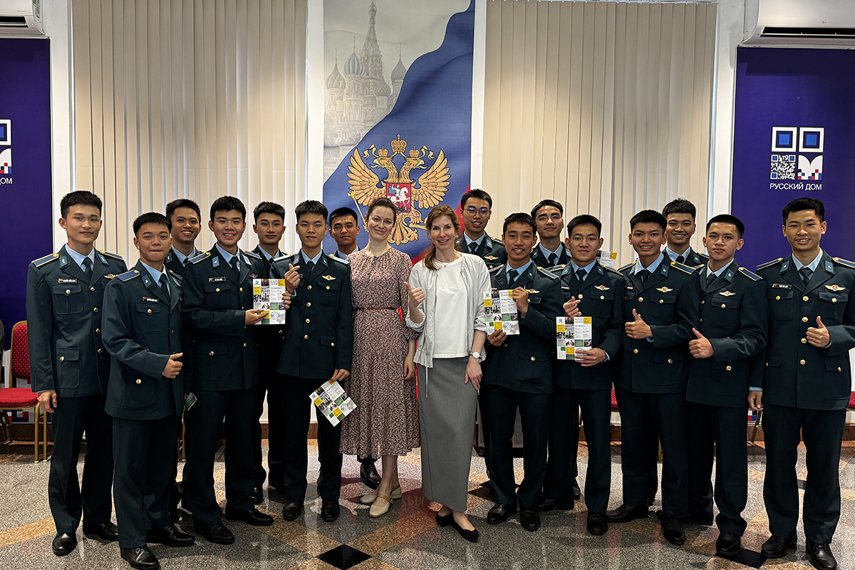 The Polytechnic delegation visited schools in Vietnam 