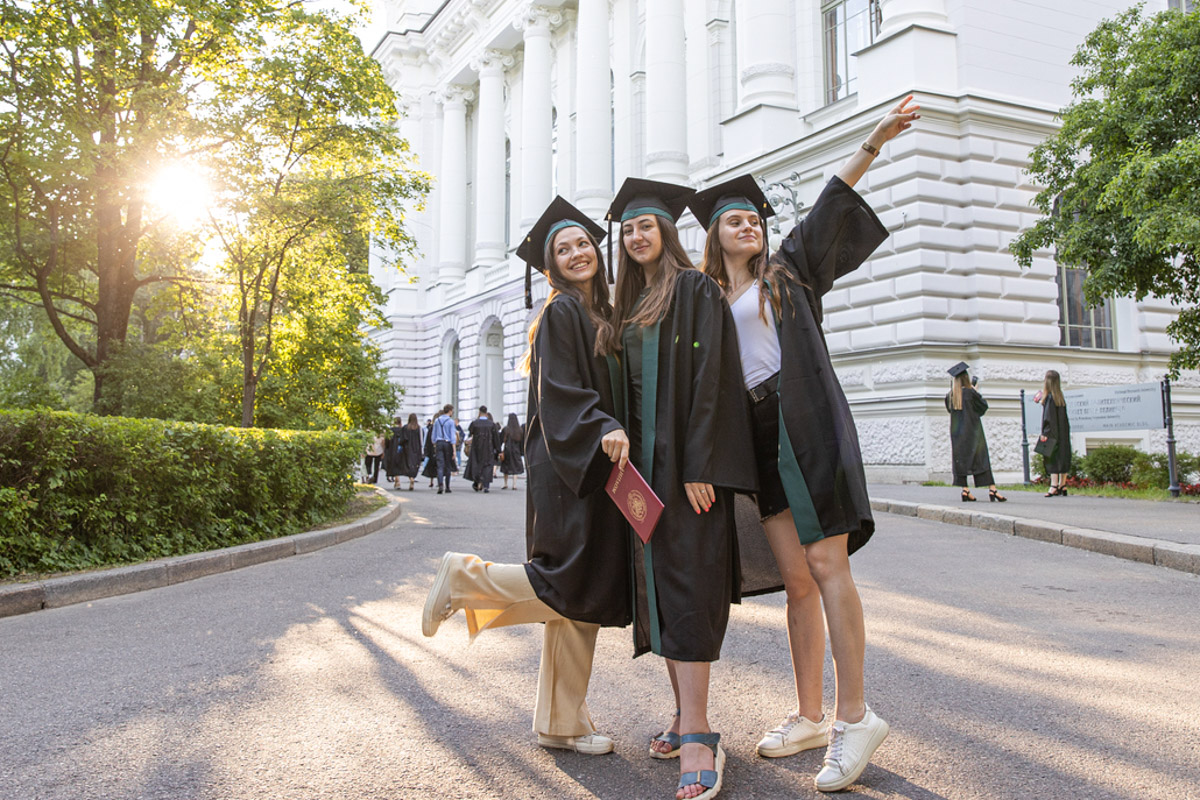 Peter the Great St. Petersburg Polytechnic University achieved high results in the National Graduate Employment Ranking 