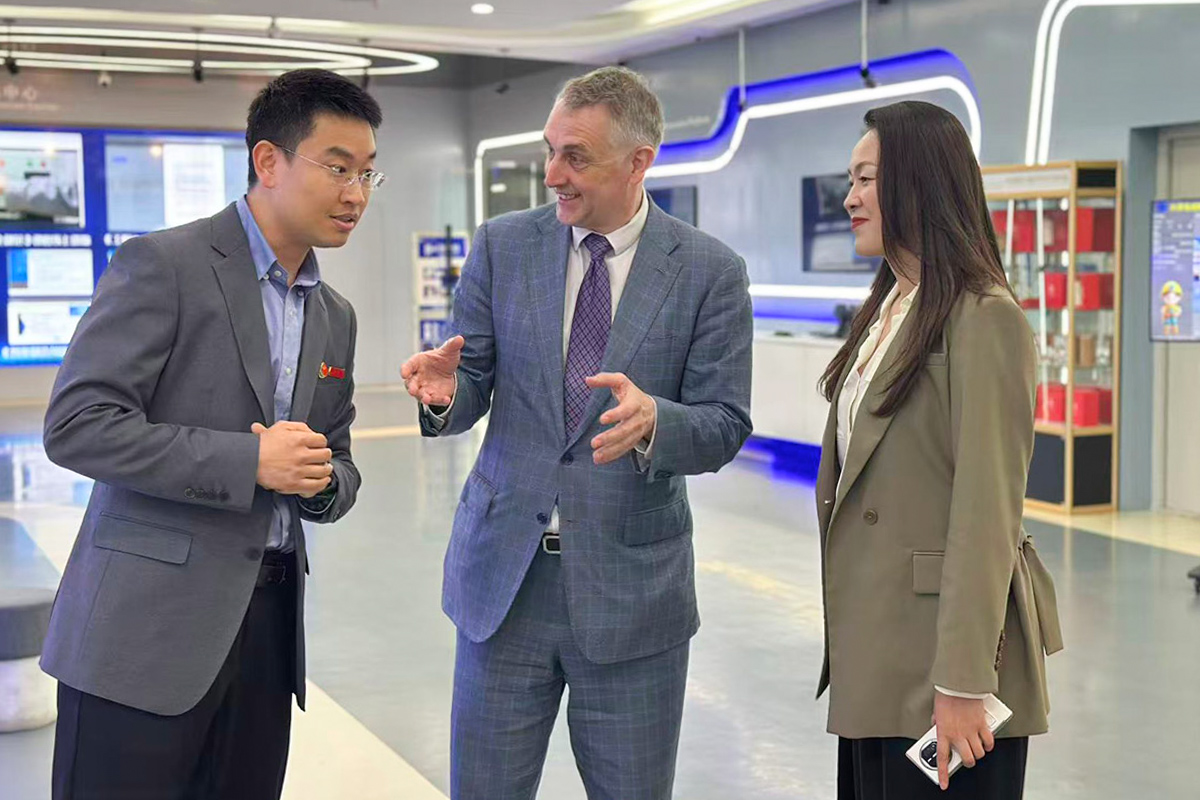 The Chinese delegation was led by XATU Vice-Rector Yan Li. 