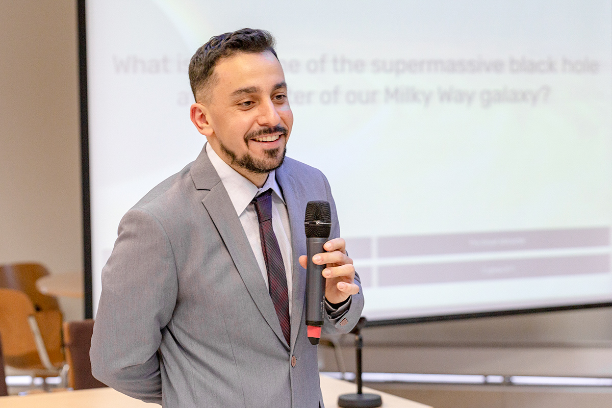 Marco Antonio Centurion delivered a lecture titled "Unveiling the Birth of Supermassive Black Holes." 