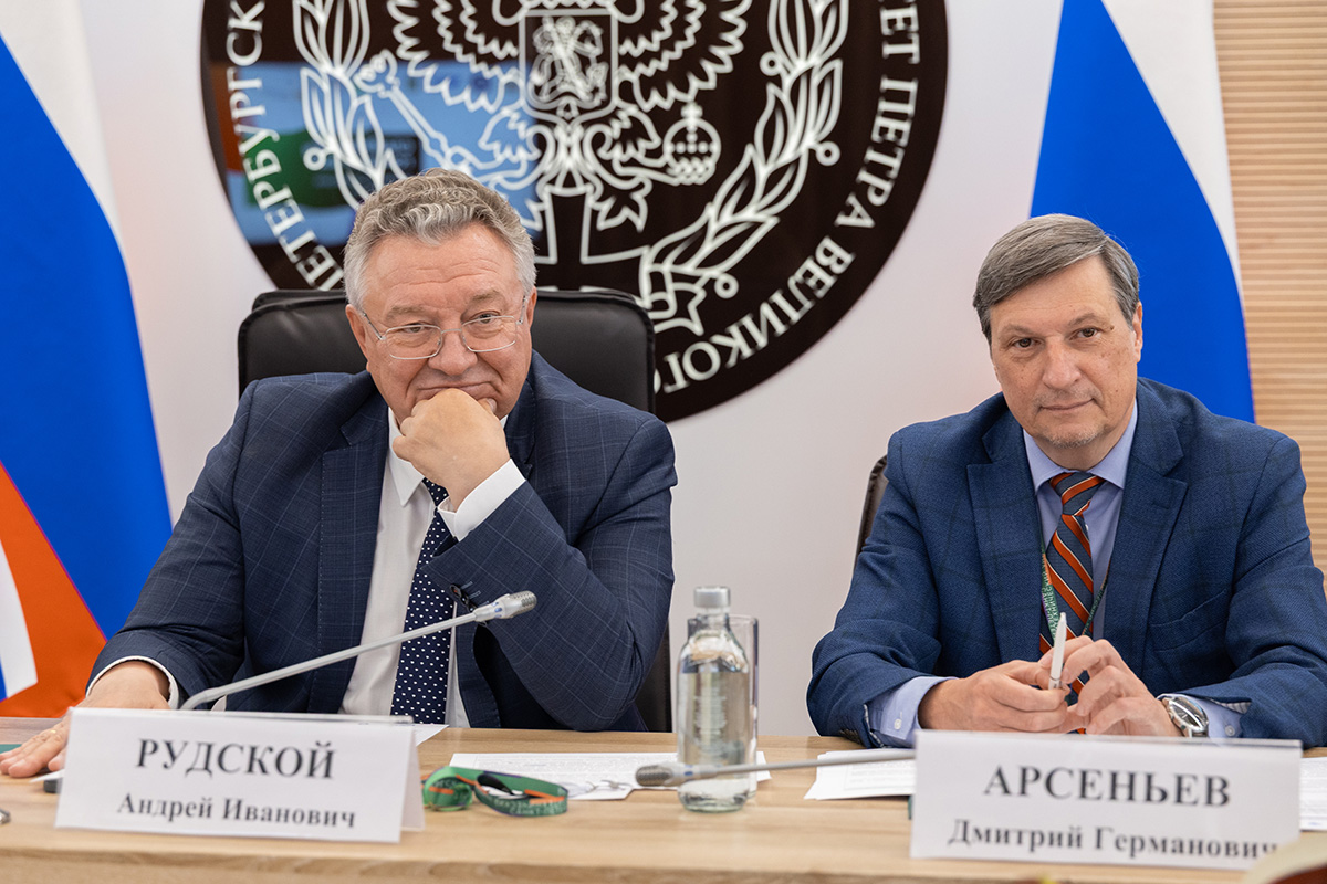 Rector Andrei Rudskoi and Dmitry Arseniev 