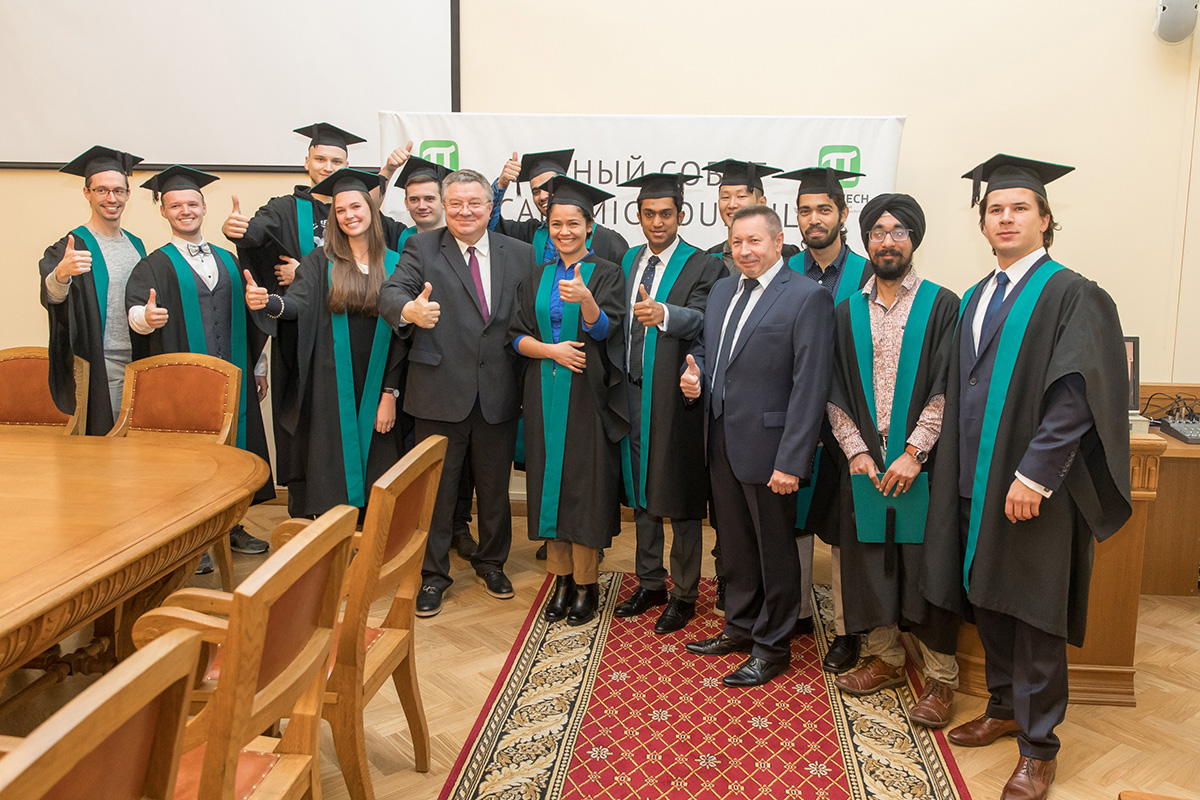 Rector of SPbPU, Academician of RAS, A.I. RUDSKOI congratulated the graduates of the “Intelligent systems” international educational program 