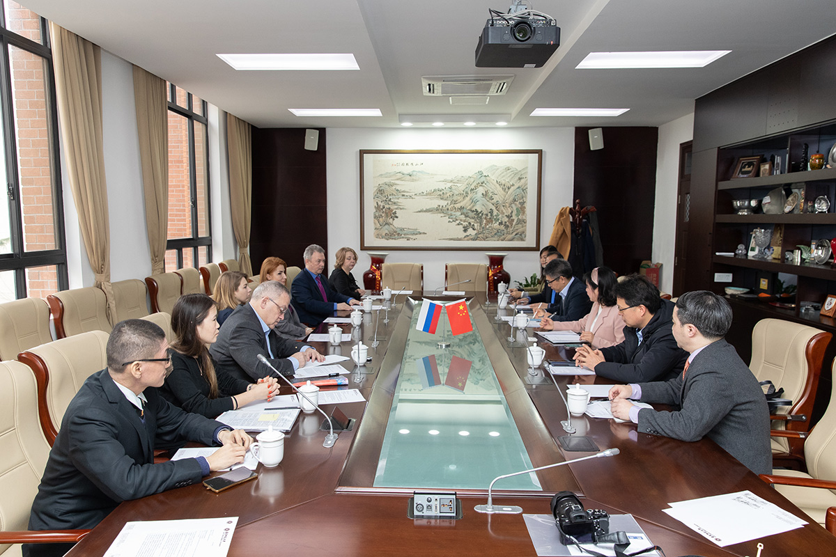 Polytechnic University is connected with the ECNU by multilateral cooperation Polytechnic University is connected with the ECNU by multilateral cooperation
