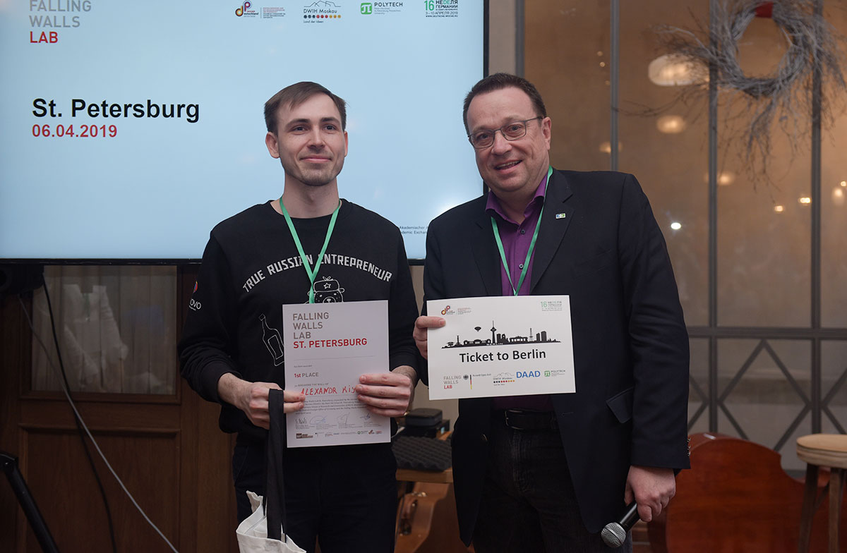 The winner of the regional Falling Walls Lab competition stage Alexander Kianitsa will present his Volts startup in Berlin