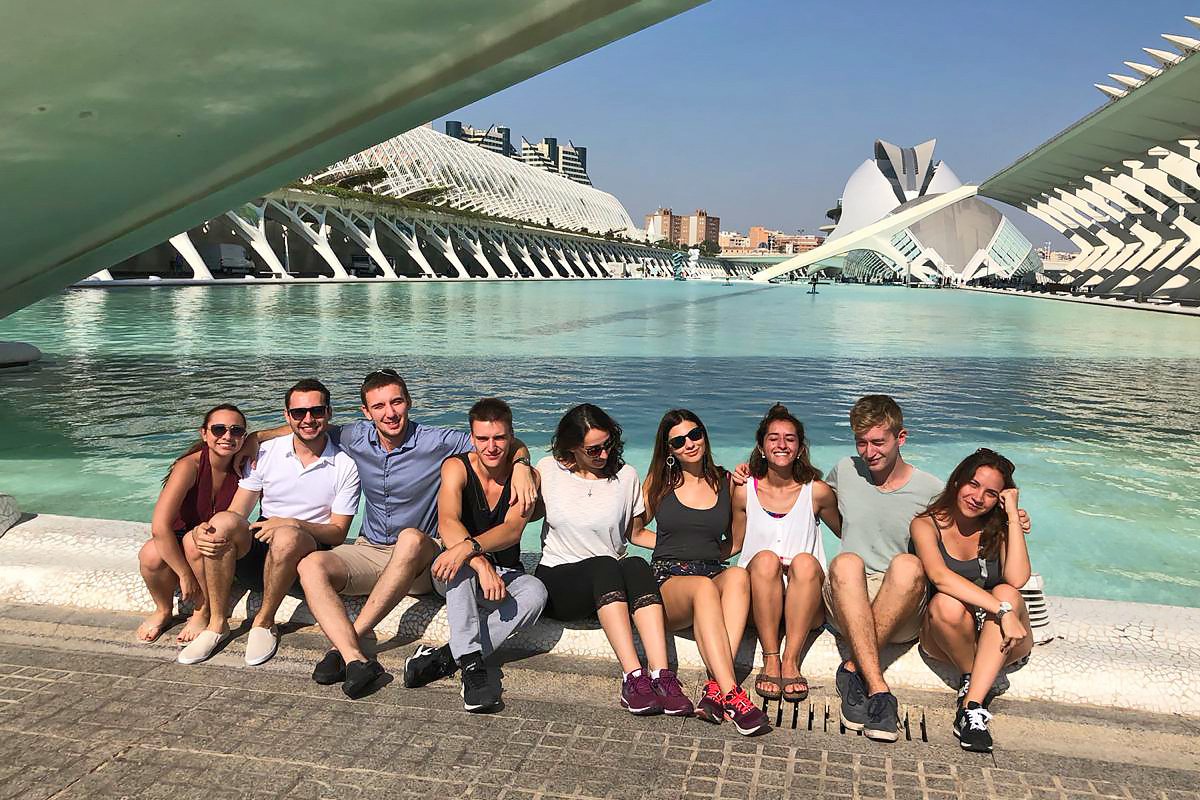 At one of the excursions, UPM students got to learn about the creative works of architect Santiago Kalatrava