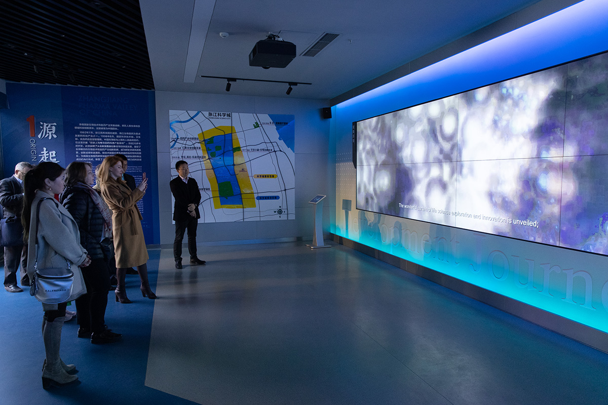 During the working visit, the SPbPU delegation visited the Zhangjiang High-Tech Park and the Shanghai Association of Industrial Biomedical Medicine During the working visit, the SPbPU delegation visited the Zhangjiang High-Tech Park and the Shanghai Association of Industrial Biomedical Medicine