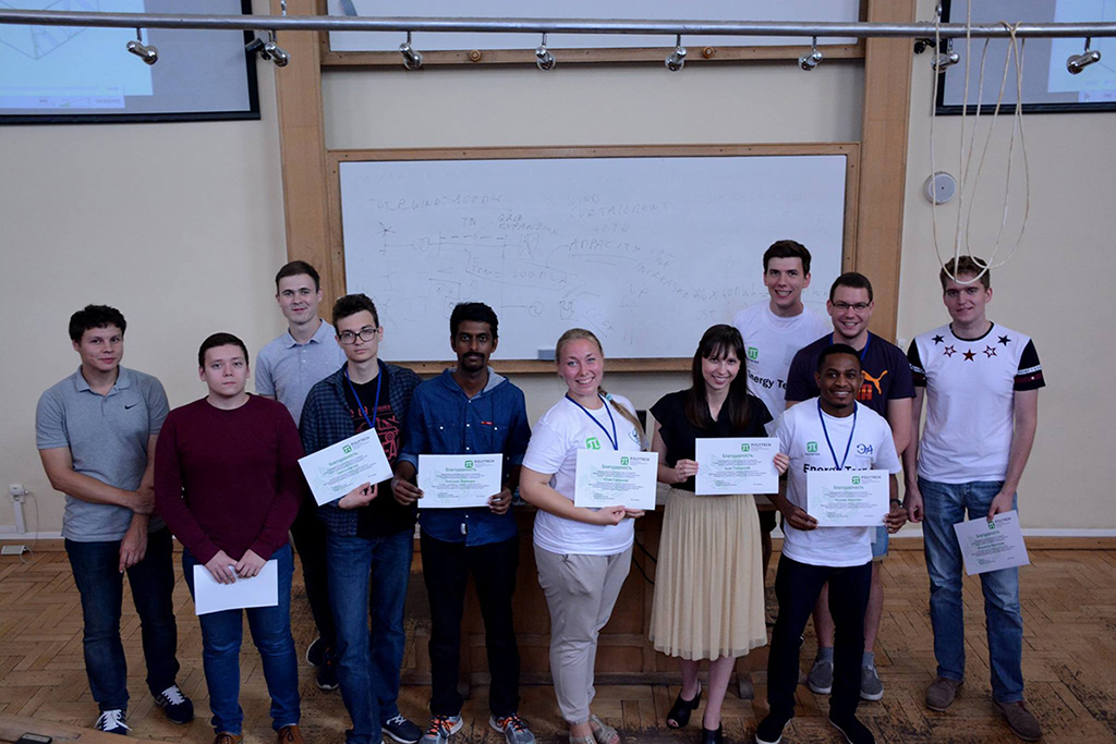 Студенты Международной политехнической летней школы получили сертификаты участников
