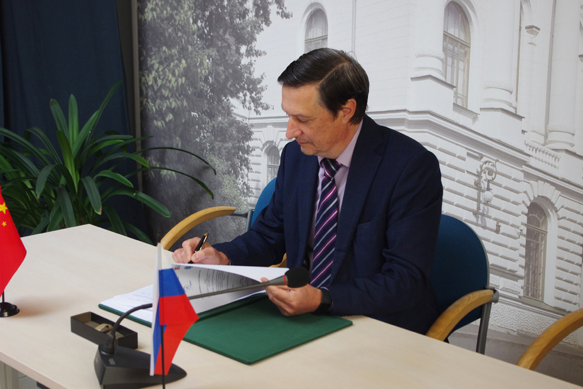 SPbPU signed an agreement to create a new acceleration program