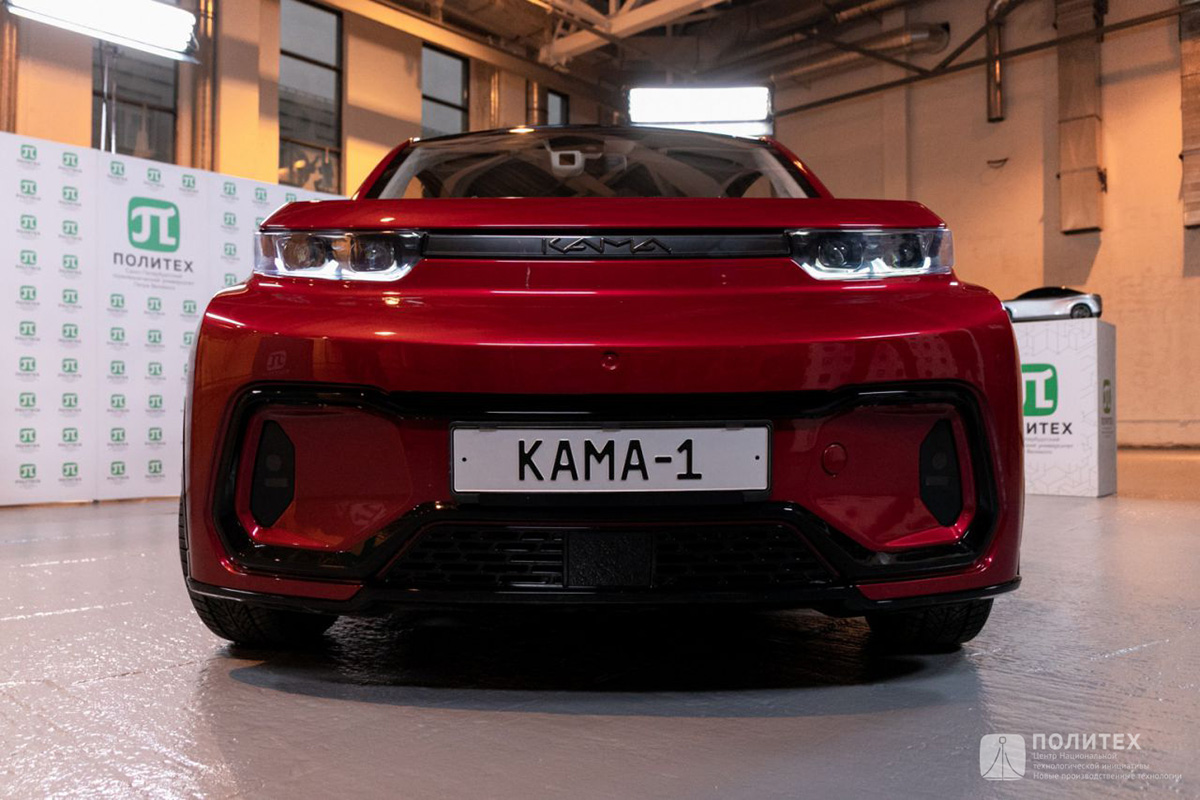 Pre-production compact electric smart crossover  KAMA-1  was designed and manufactured based on the digital twin technology and knowledge-intensive platform solutions 