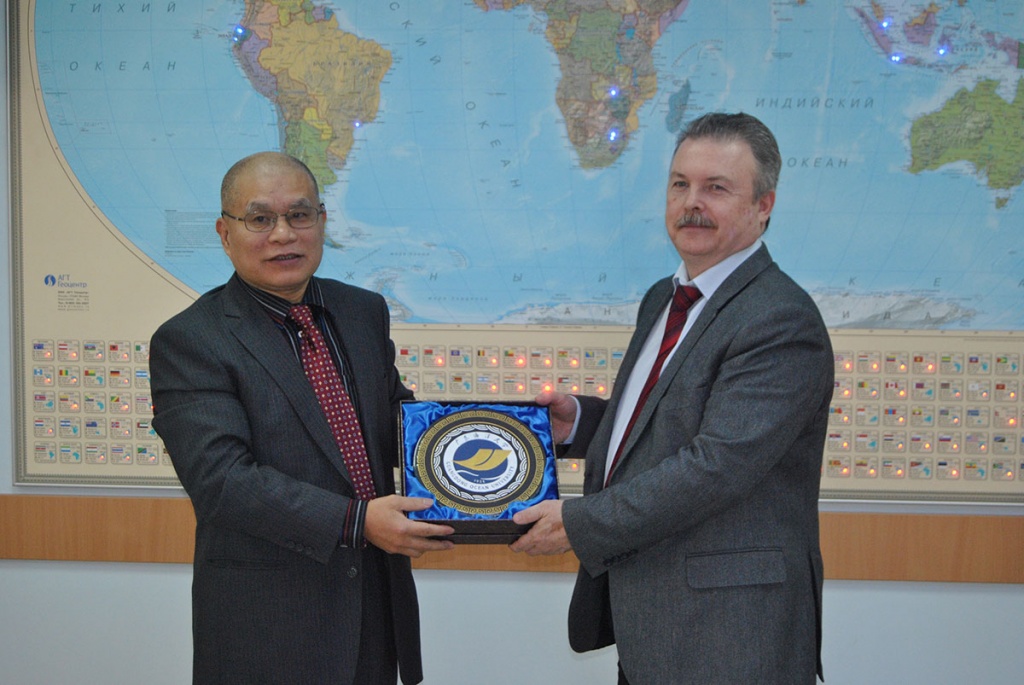 The delegation of the Ocean University of China at SPbPU