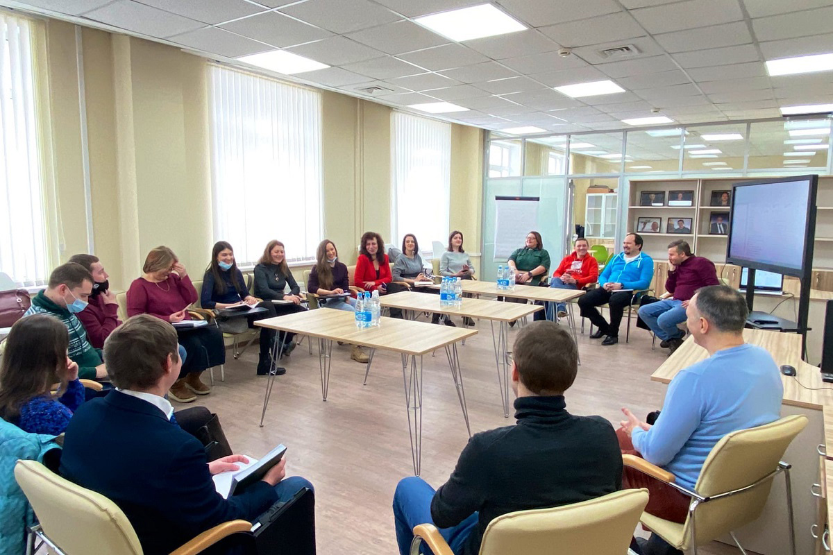 Valuable soft skills: Polytechnic experts told about the development of project activities of students in international programs 