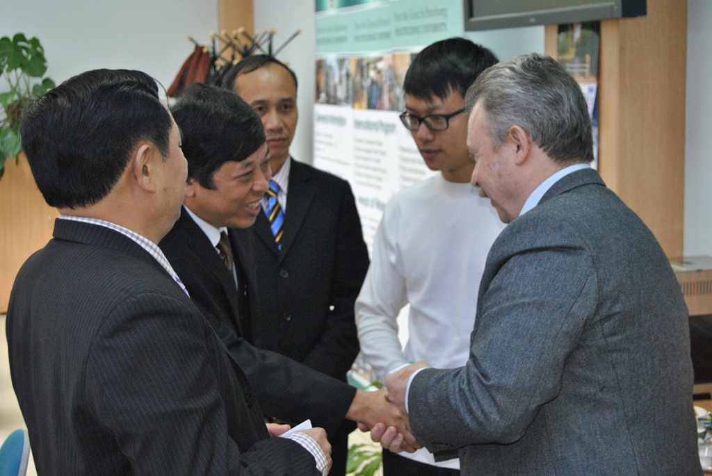 Representatives of Le Quy Don Vietnamese State Technical University Visited SPbPU