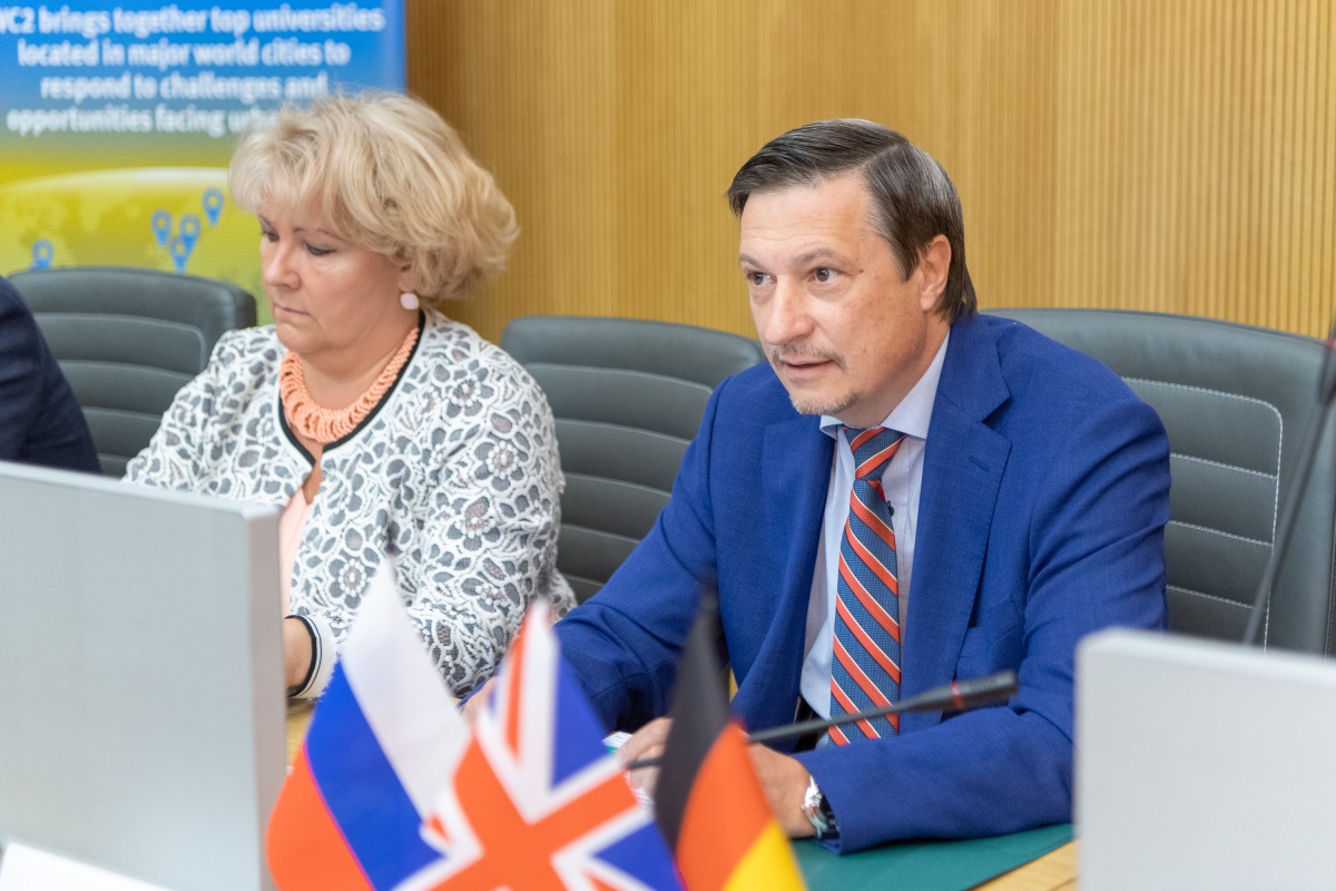 Dmitry Arseniev: this is a platform to exchange knowledge and experience Dmitry Arseniev: this is a platform to exchange knowledge and experience