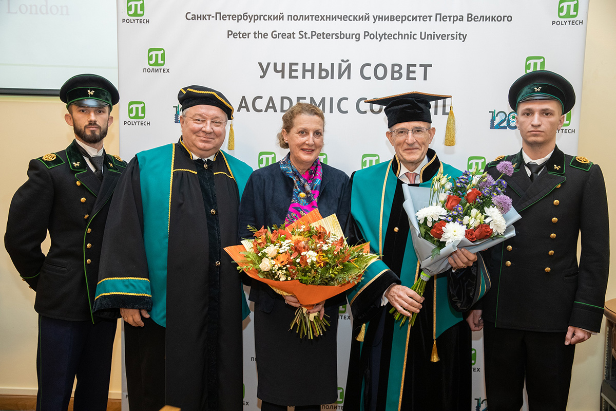 A solemn ceremony was held to award the gown and diploma of SPbPU Honorary Doctor to Sir Paul CURRAN 