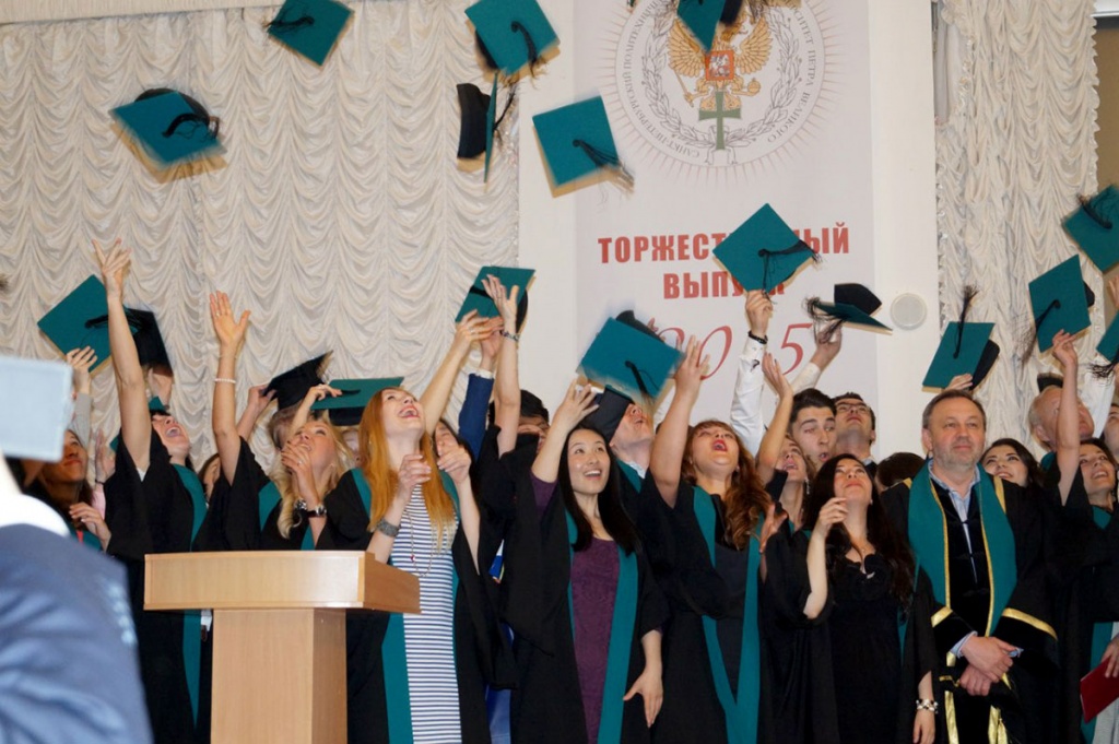 Peter the Great St. Petersburg Polytechnic University Saw First Graduates of International Master's Programs in English