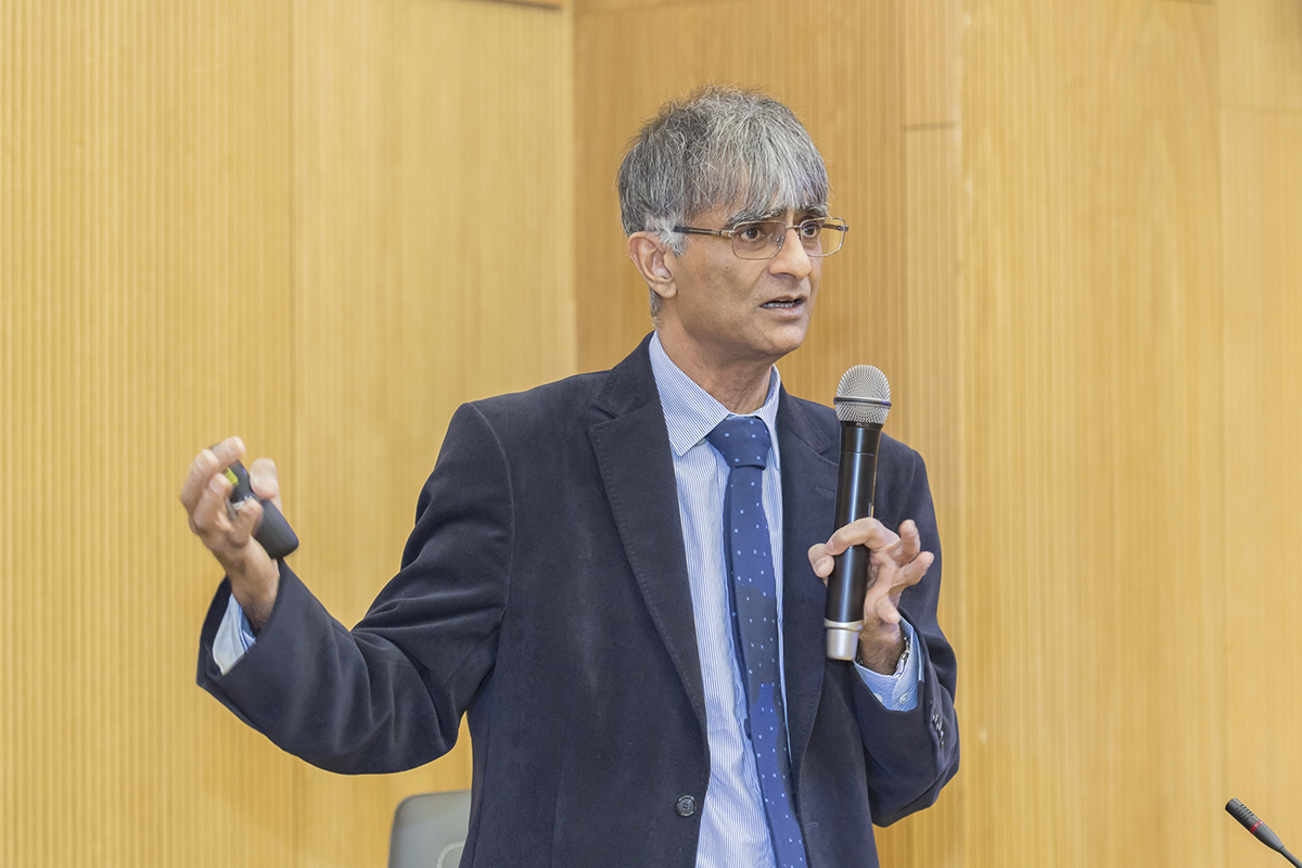 Professor of Cambridge University Sir Harshad Bhadeshia Delivered a Lecture at Polytechnic University  