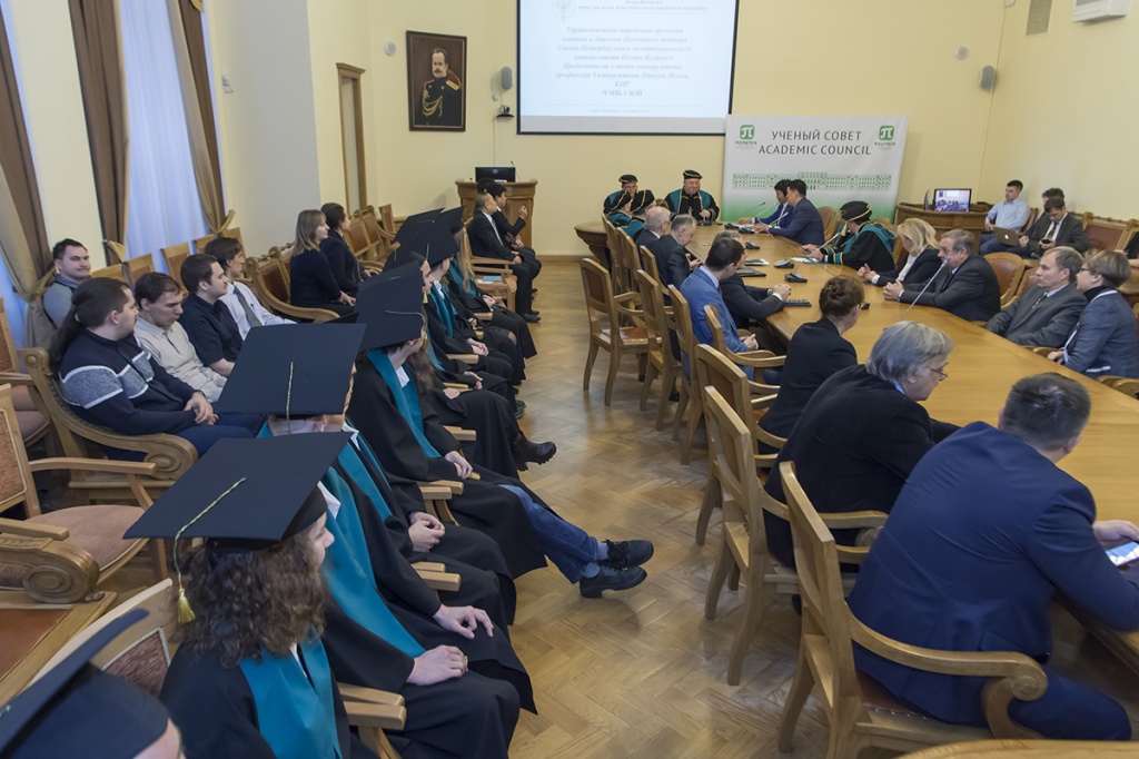 Professor of Tsinghua University Chen XU Became a Honorary Doctor of SPbPU 