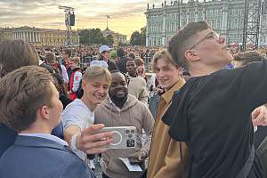 African students from SPbPU attended the Scarlet Sails festival in St. Petersburg